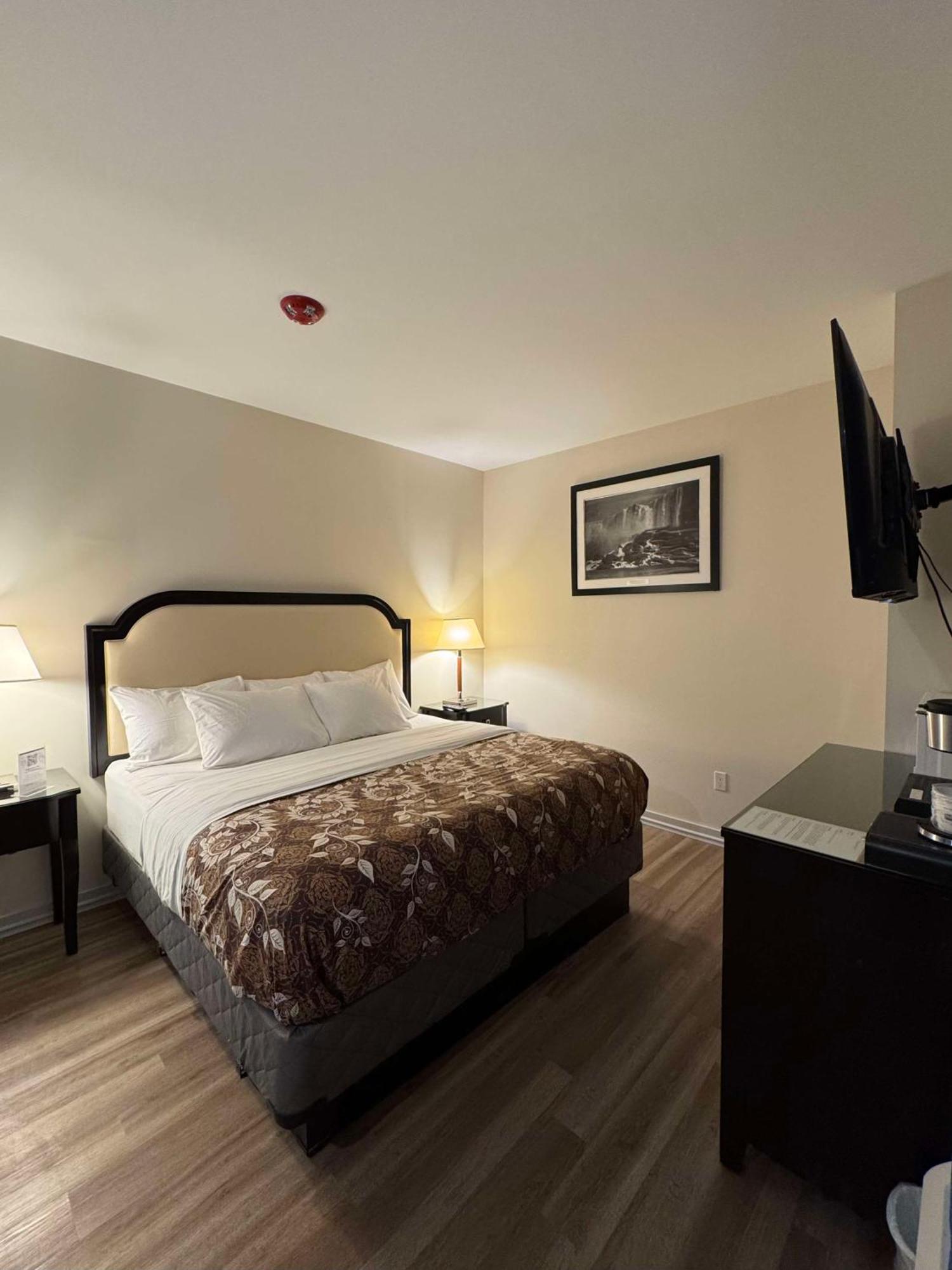 Big Bird Inn Wawa, Surestay Collection By Best Western Екстериор снимка