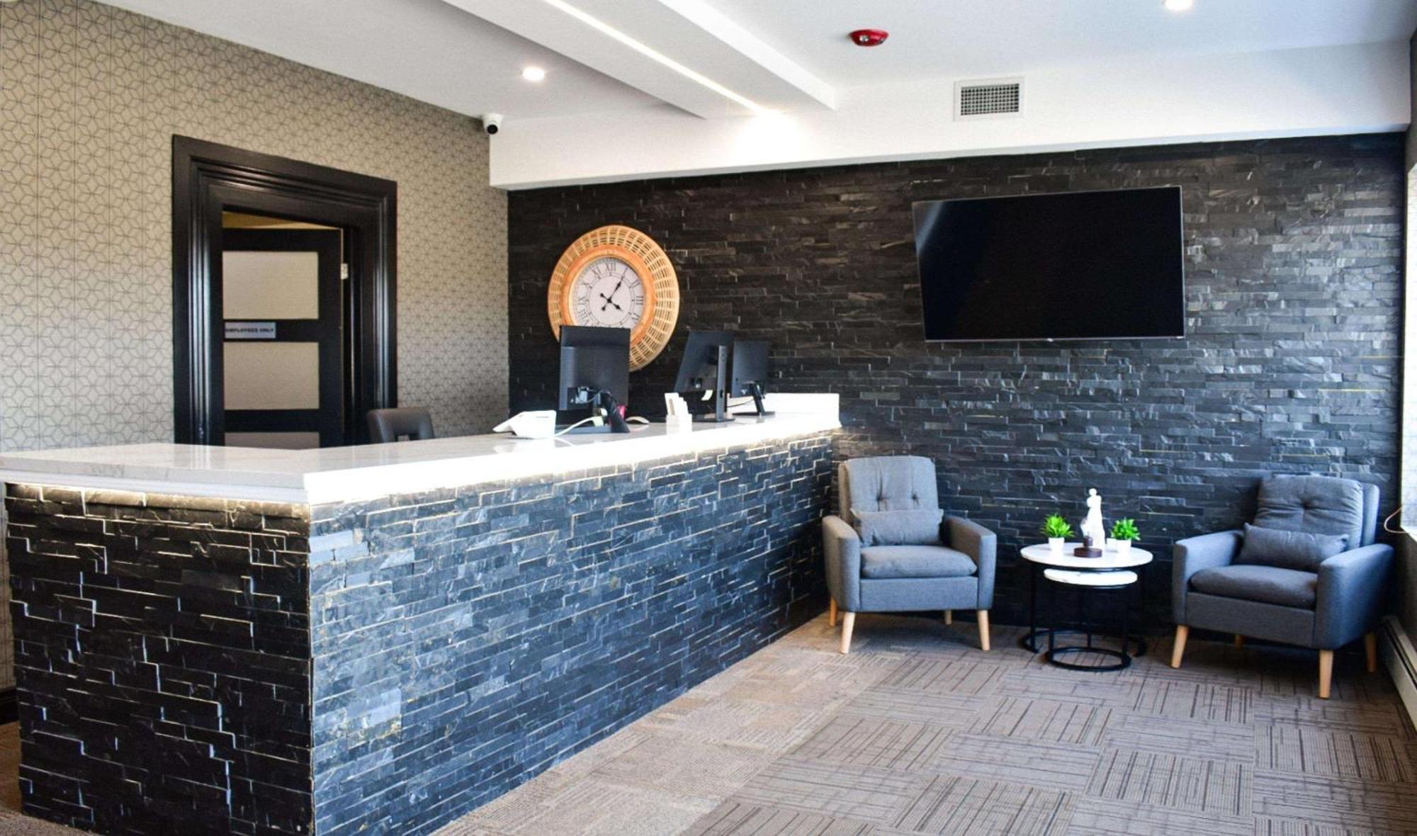 Big Bird Inn Wawa, Surestay Collection By Best Western Екстериор снимка